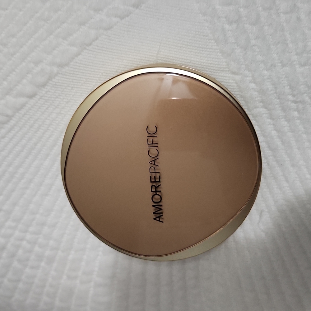 AMOREPACIFIC Age Correcting Foundation Cushion - Picture 3 of 3